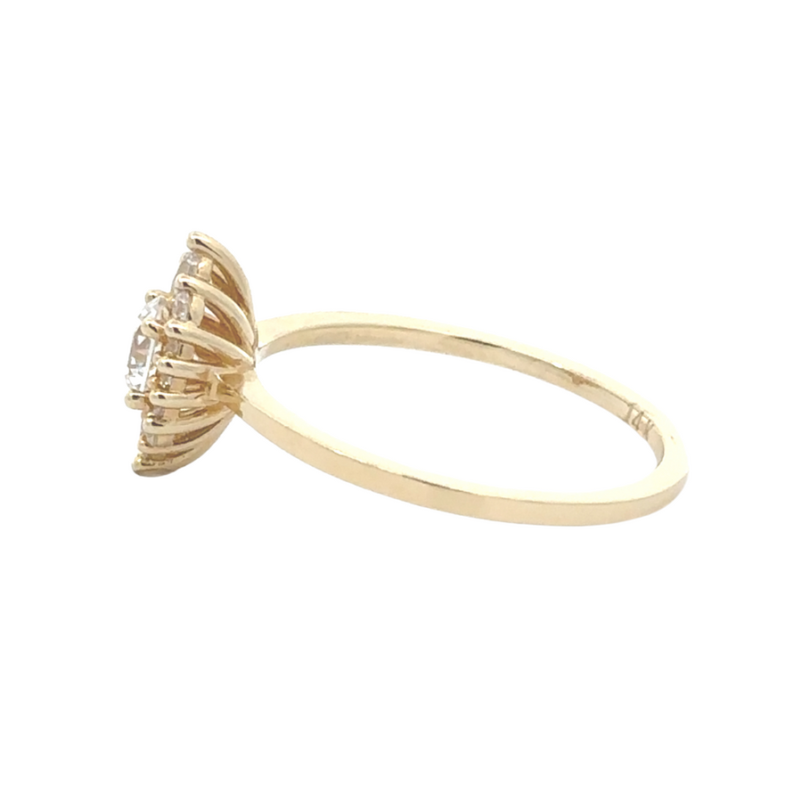 Elegant 14K gold ring for women, ideal for both daily wear and special occasions