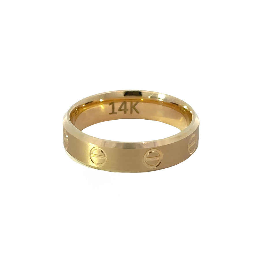 Polished gold ring for women, perfect for daily wear