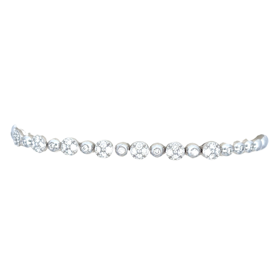 Close-up of diamond settings in 14k gold bracelet