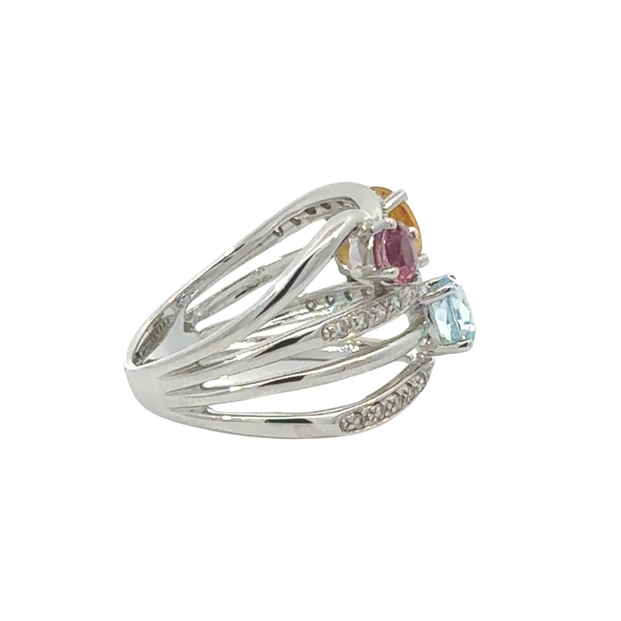 14k gold diamond ring with sparkling diamond details
