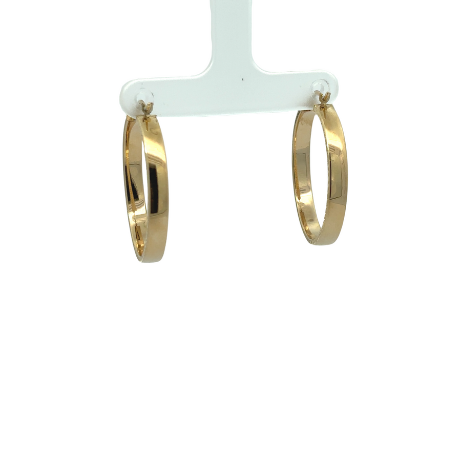 Lightweight 14k gold earrings suitable for everyday wear