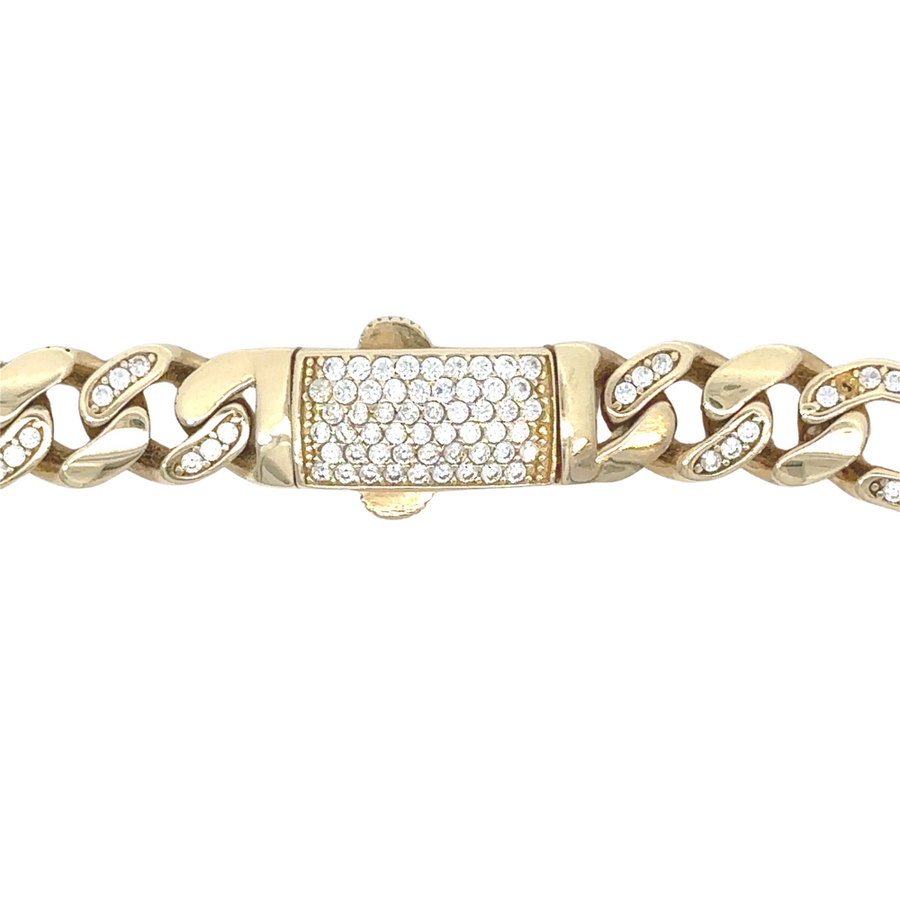 Polished gold bracelet for men, perfect for everyday wear