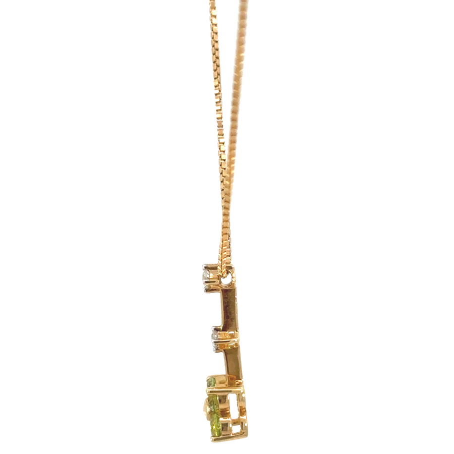 Timeless 14k gold necklace with diamond accent, ideal for daily wear