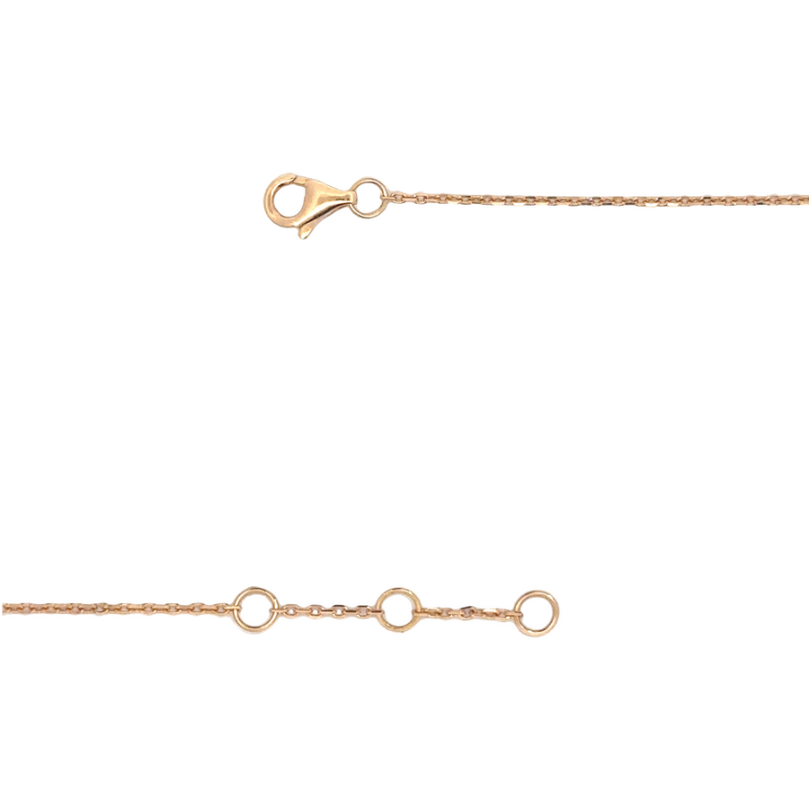 Timeless gold necklace with subtle diamond sparkle