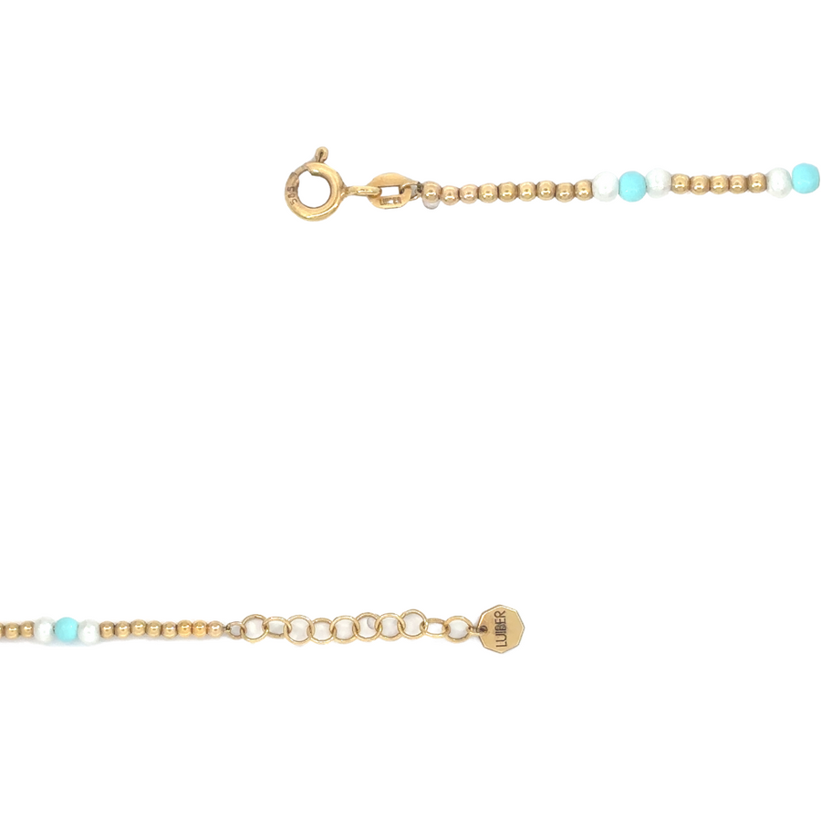 Elegant necklace featuring pearls and turquoise