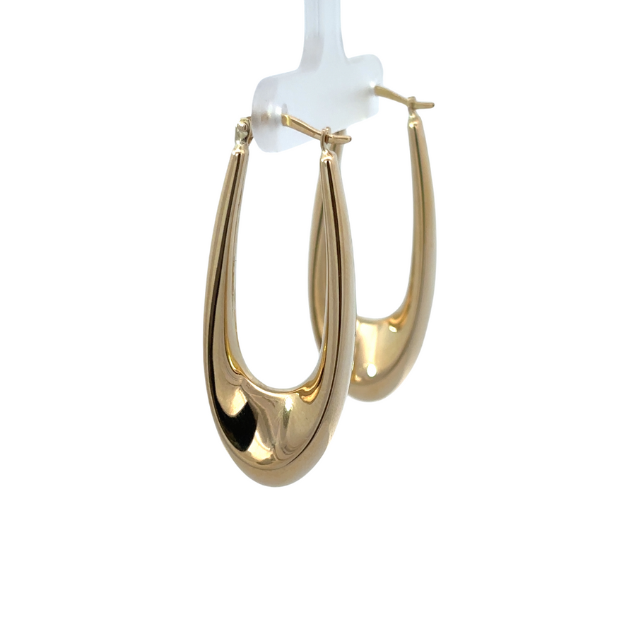 Sleek rectangular earrings crafted in 14k gold