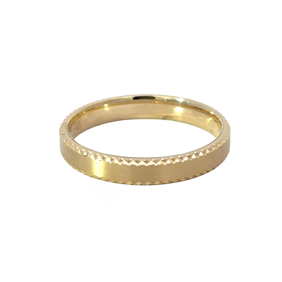 14k gold men’s ring with matte center and polished edges