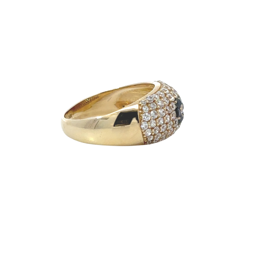 Top view of flower-accented 14k gold ring in size 7