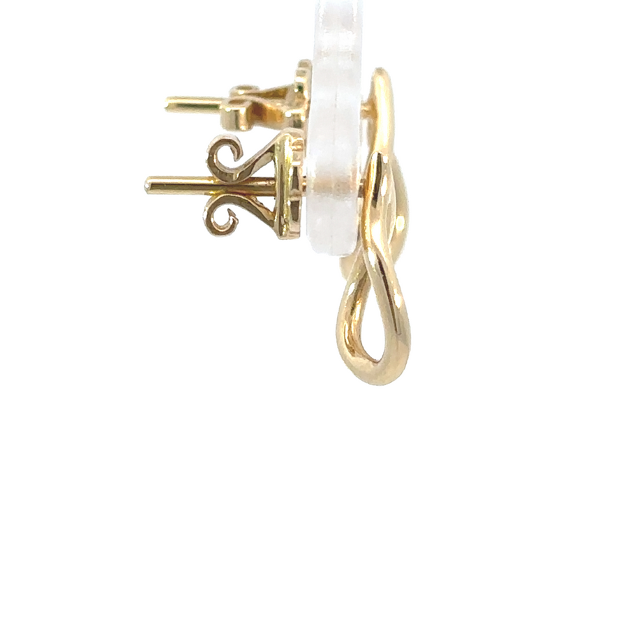 Classic and elegant 14k gold stud earrings for women