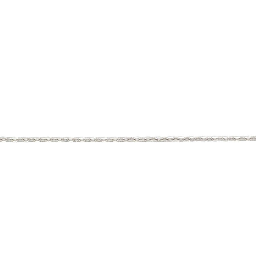 close-up white gold chain fine jewelry