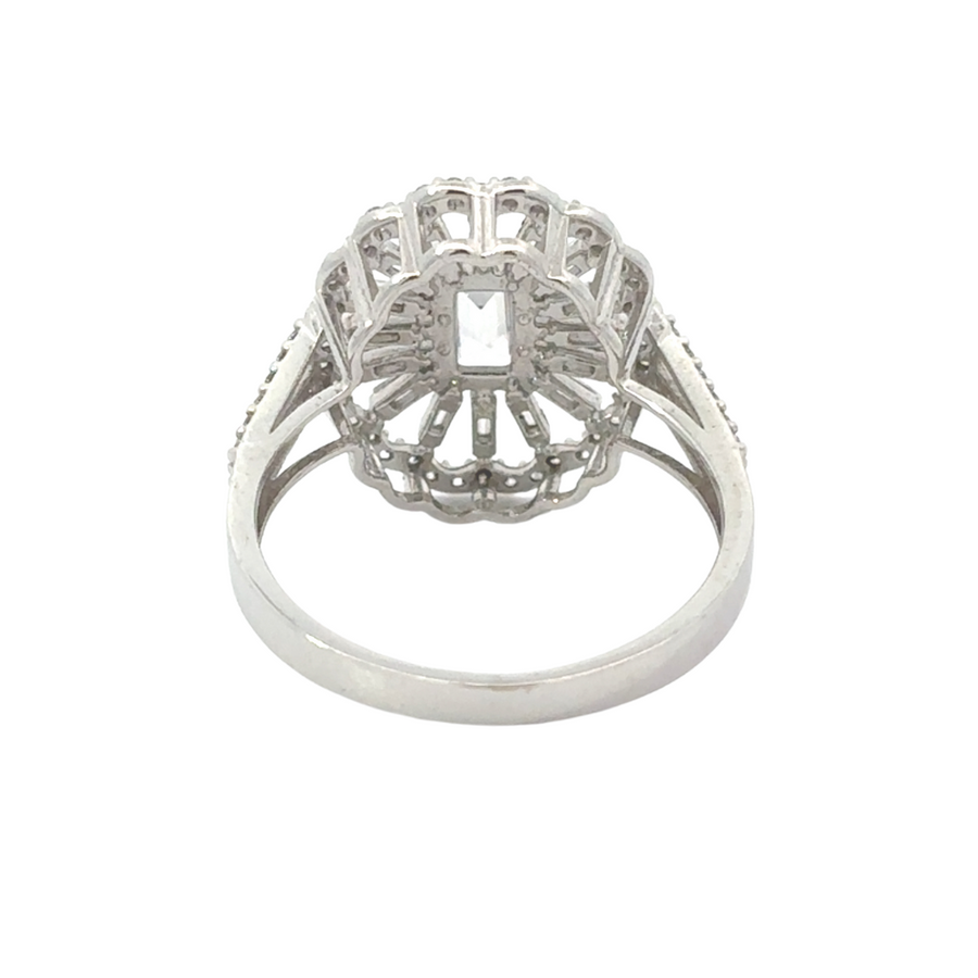 Sophisticated white gold ring for women, size 7