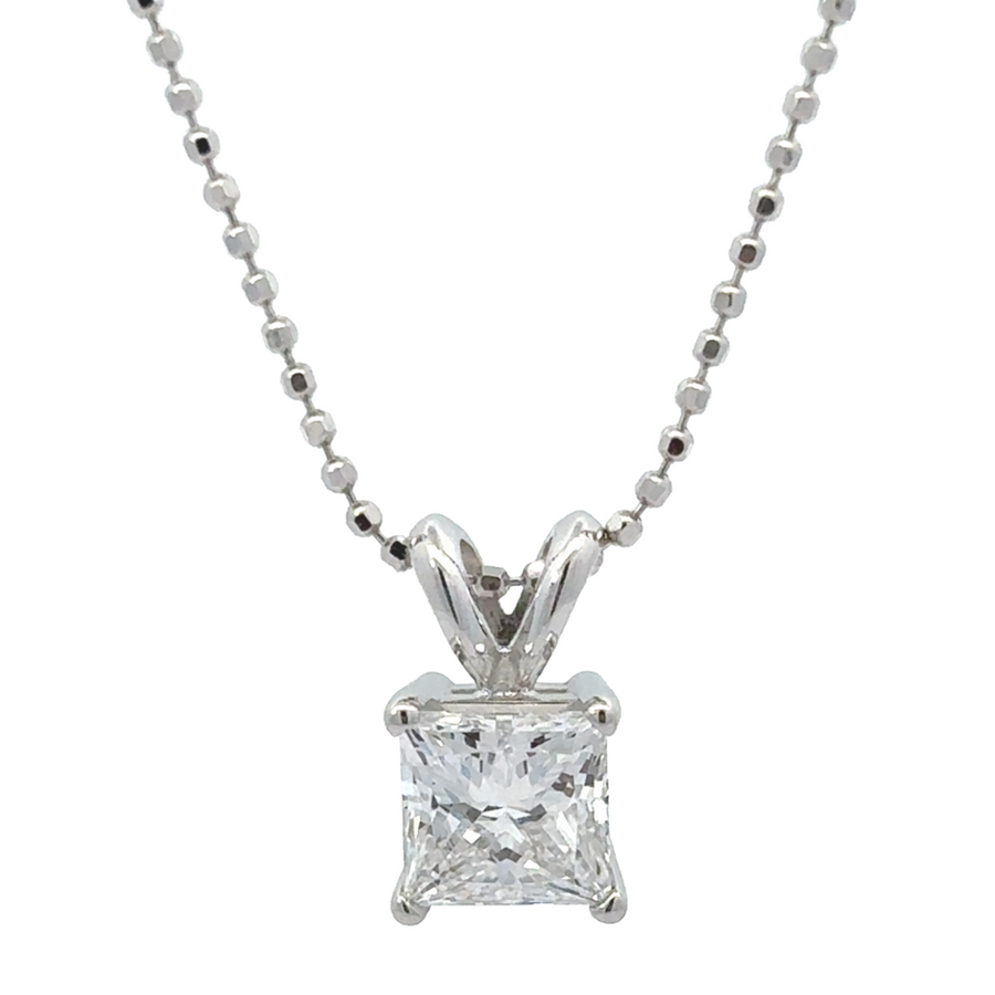 14k white gold pendant featuring a 0.98 CT lab-grown diamond, offering timeless elegance.