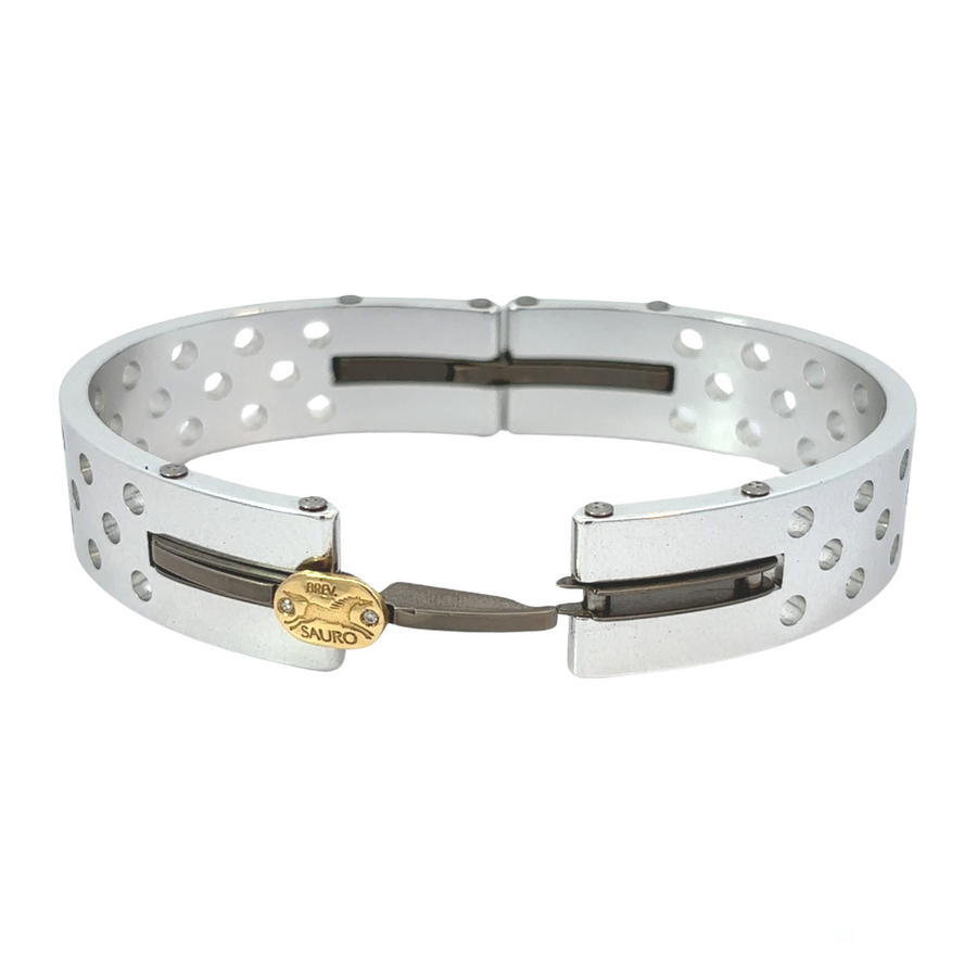 Bracelet shown flat to highlight 7 cm length and materials