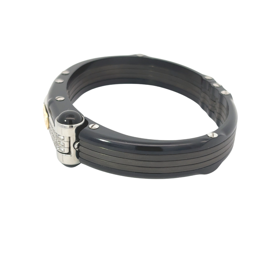 Bracelet presented in luxury gift box