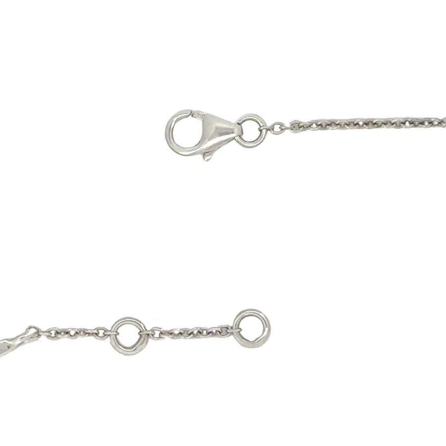Elegant 18k white gold bracelet with sparkling diamonds