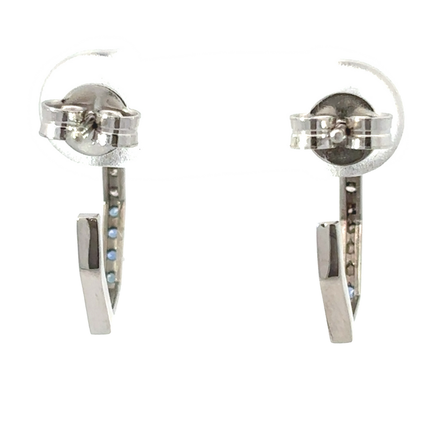 18k white gold earrings with vivid zafiro stones and diamond highlights