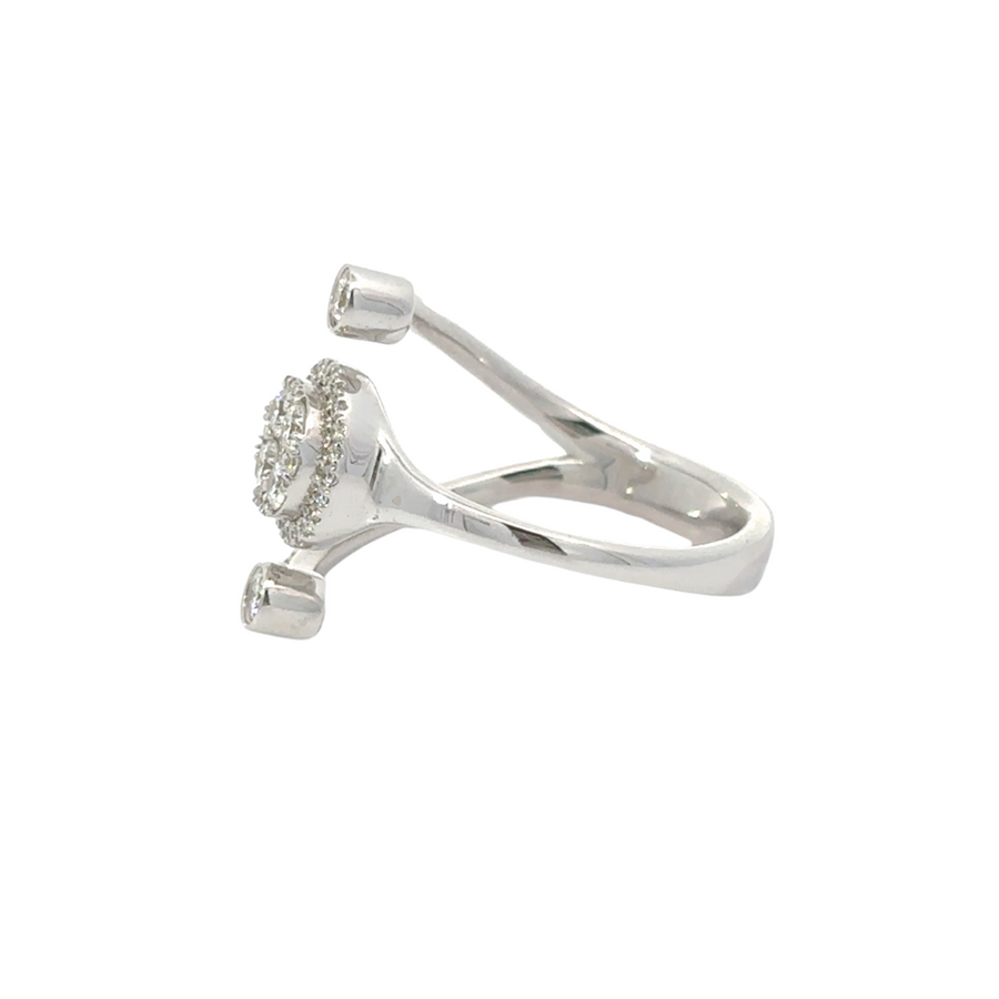 Stunning 18k white gold open ring with brilliant diamonds for women