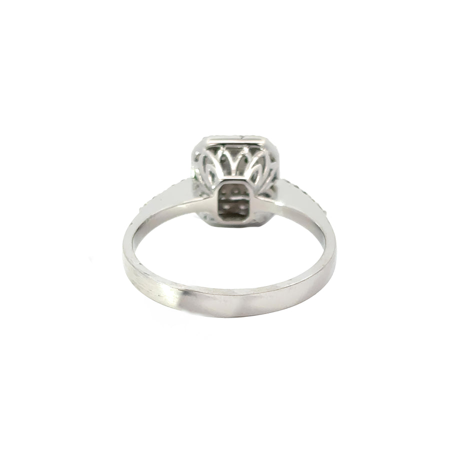 14k White Gold Ring with Diamonds for Women - Size 7