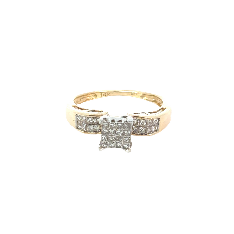 14k Gold Ring with Center Diamond – Elegant & Timeless