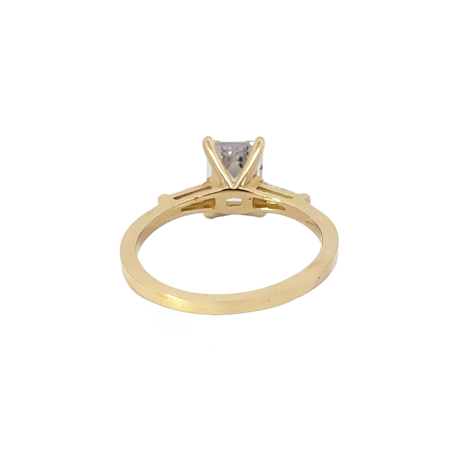 14k Gold Ring with Center CZ, Size 4