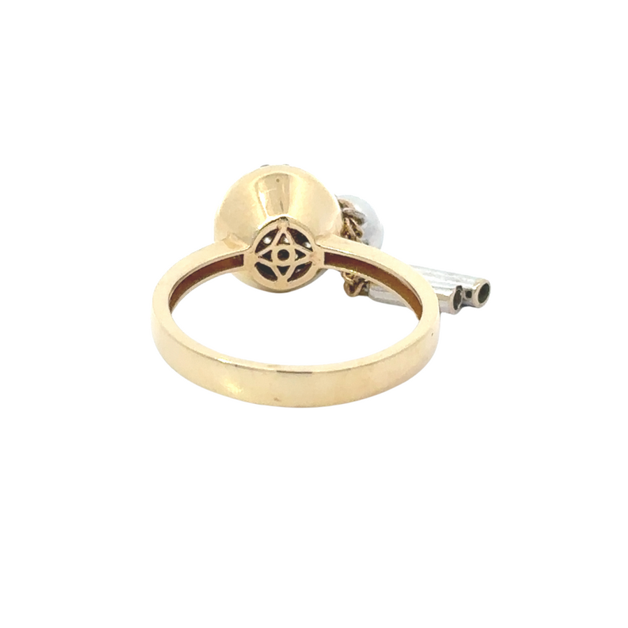 14k Gold Circle CZ Ring – Timeless Sparkle