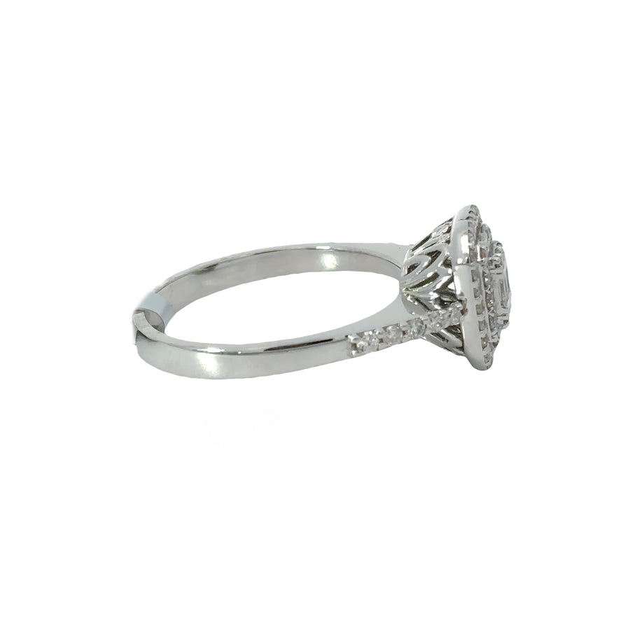 14k White Gold Ring with Diamonds for Women - Size 7