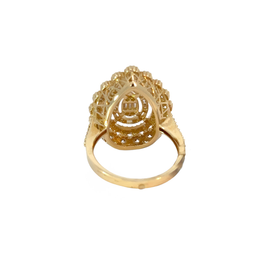 14k Gold Ring with Cubic Zirconia - Size 7