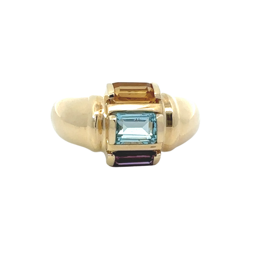 14k gold ring with three sparkling stones for women