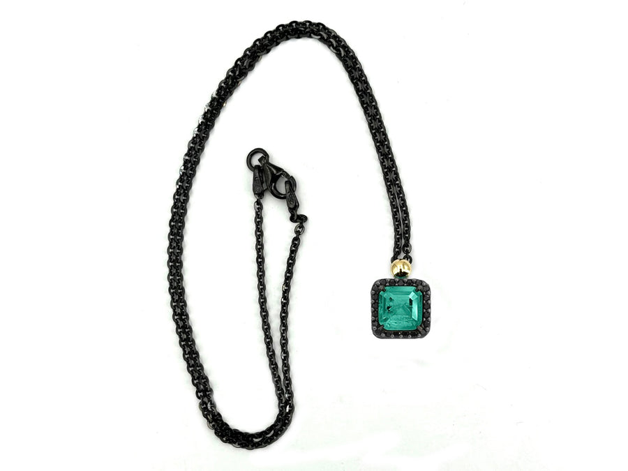 BOHEMME BASICS Pendant in Silver and 18K Gold-Plated, Doublet of Emerald Quartz and Black Spinels, 42cm Chain