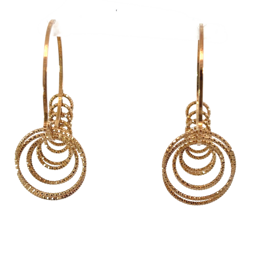 Shimmering diamond cut earrings in rose gold tone