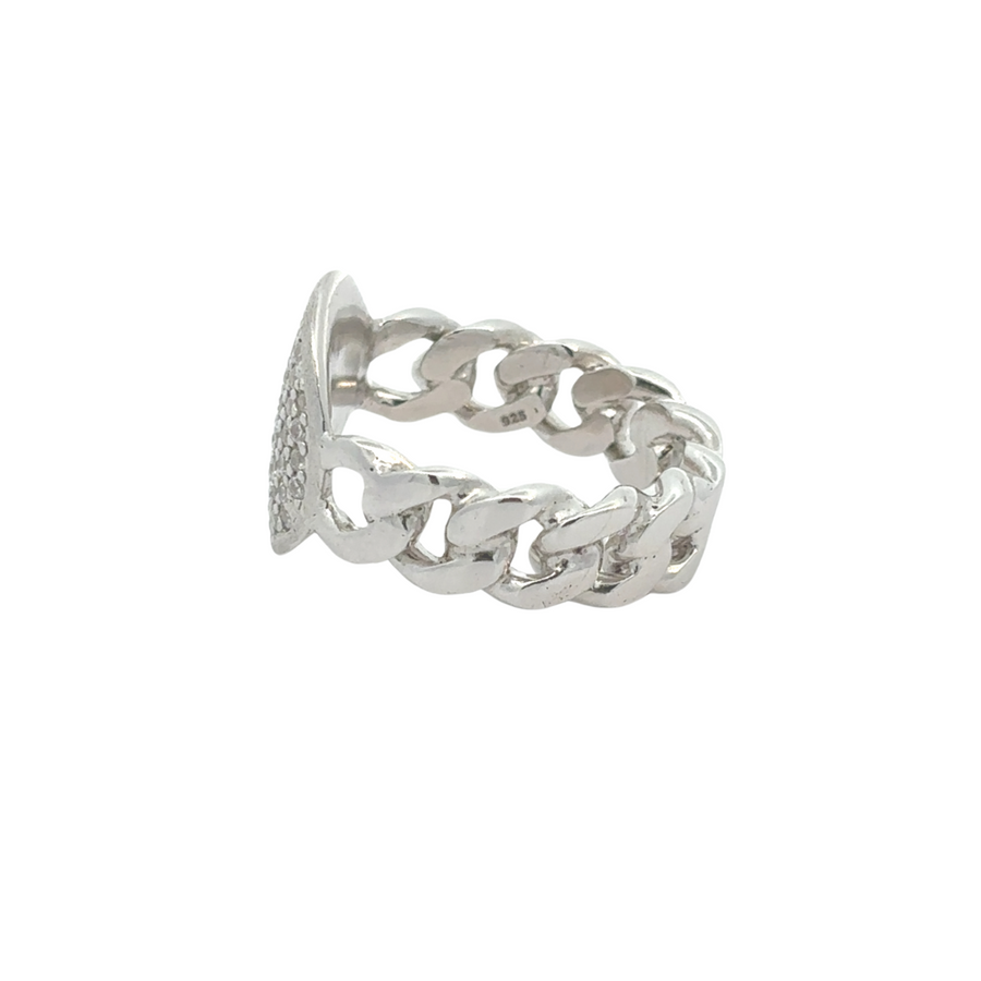 Elegant silver band with a brilliant cubic zirconia for women