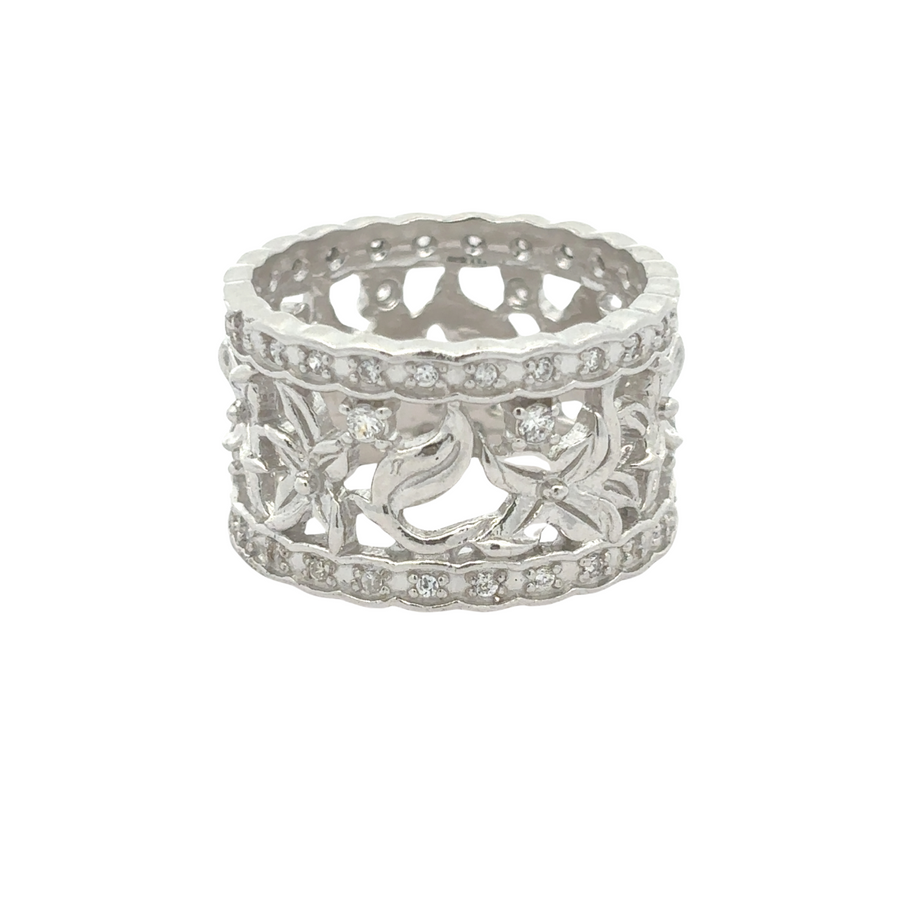 Close-up of silver ring with flower and leaf design size 7
