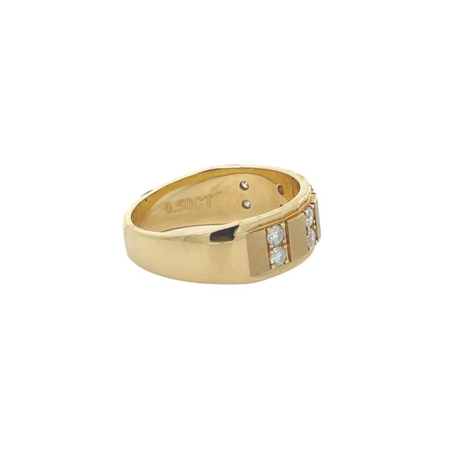 14k Gold Men’s Ring with 0.50 CT Diamonds – Classic and Refined