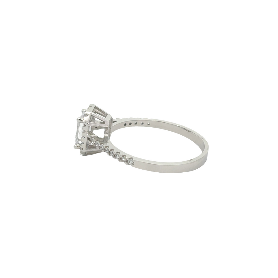 14k Gold Solitaire Ring with CZ – Elegant and Timeless