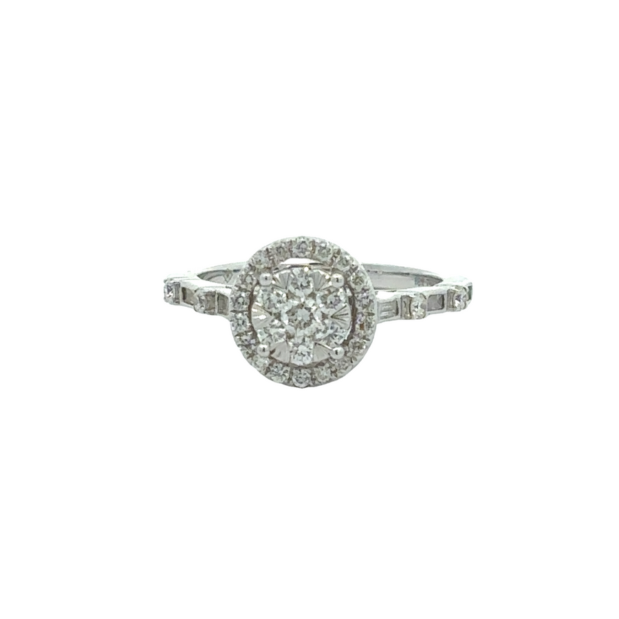 18k White Gold Ring with Diamonds – Elegant and Timeless