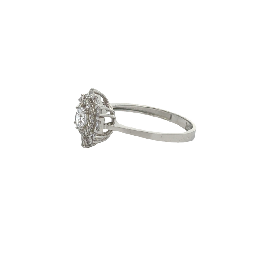 14k Gold Ring with Center CZ – Classic Elegance