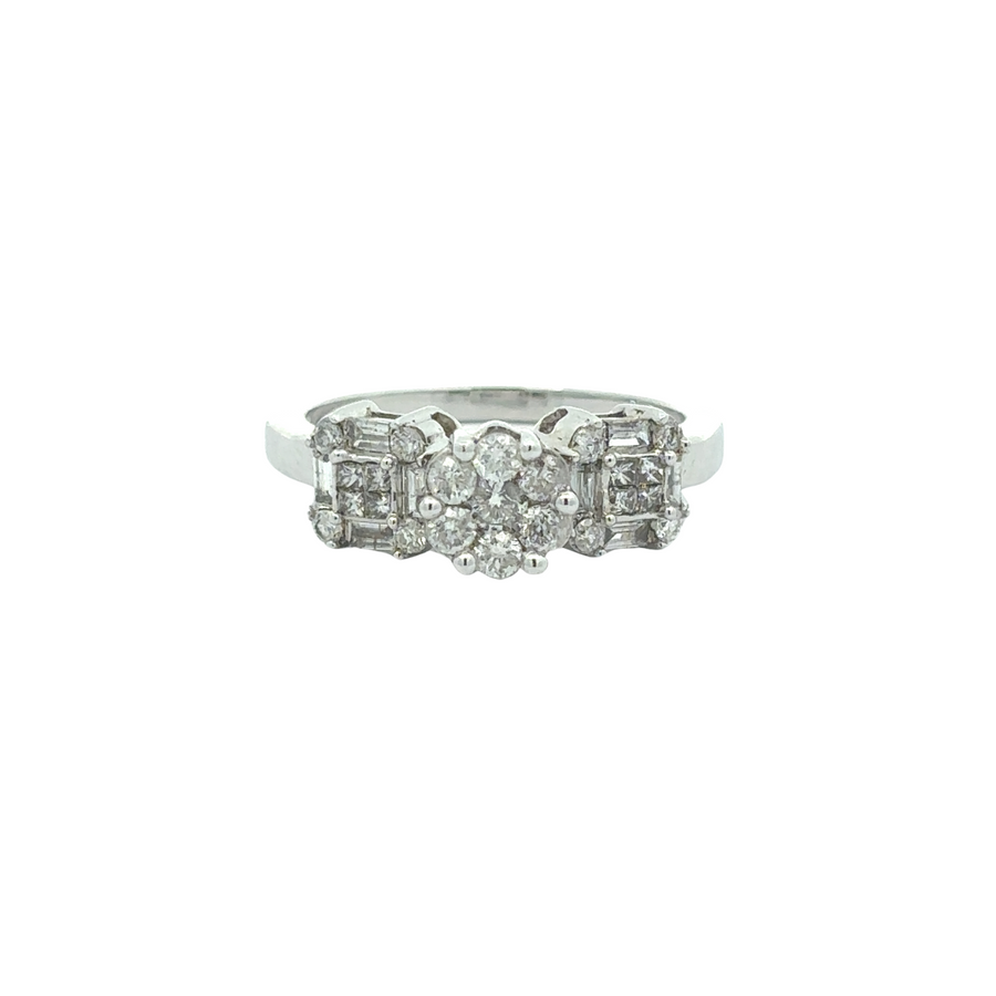 14k White Gold Ring with Diamonds – Classic and Radiant