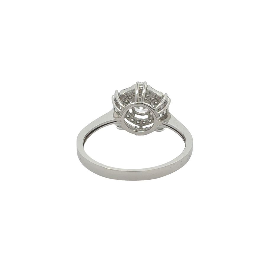 14k Gold Ring with Center CZ – Classic Elegance