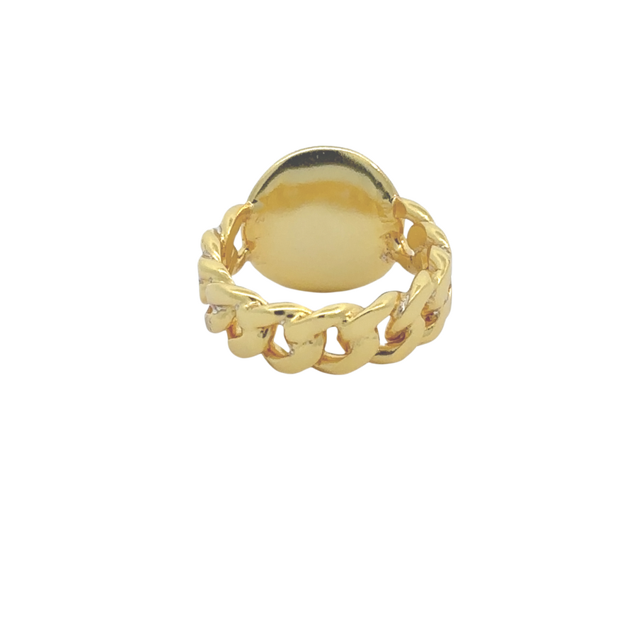 Elegant yellow ring featuring dazzling cubic zirconia centerpiece