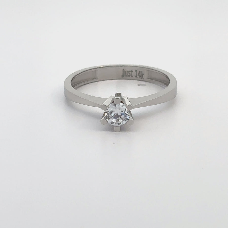 14k Gold Solitaire Ring with Round CZ – Timeless Elegance