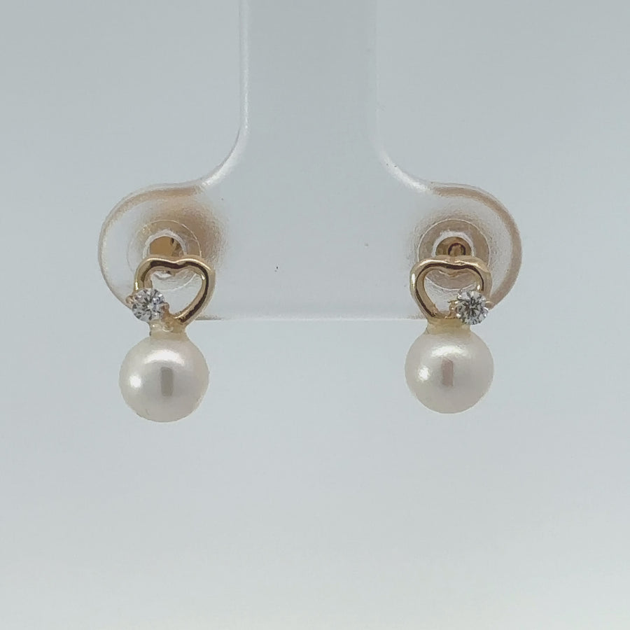 14k Gold Small Heart & Pearl Stud Earrings for Baby