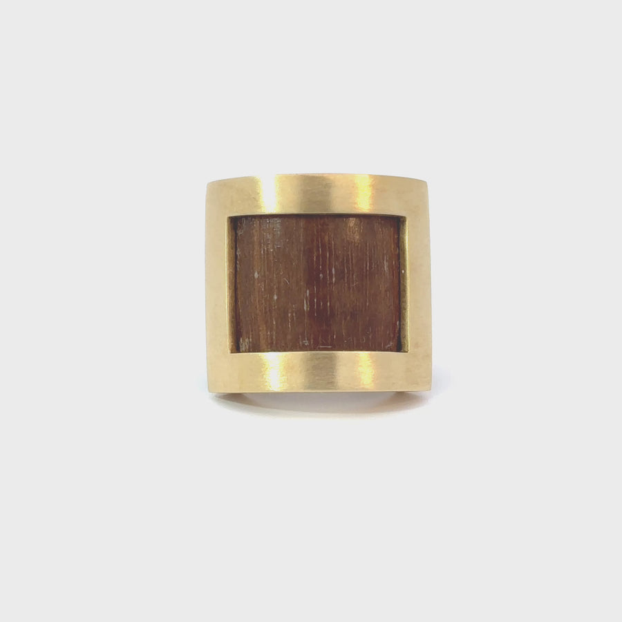 Denoir Ring Wood – Size 6 – 18k Gold