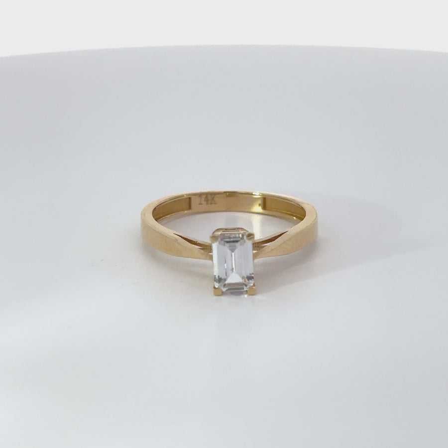 14k Gold Solitaire Ring for Women, Size 6