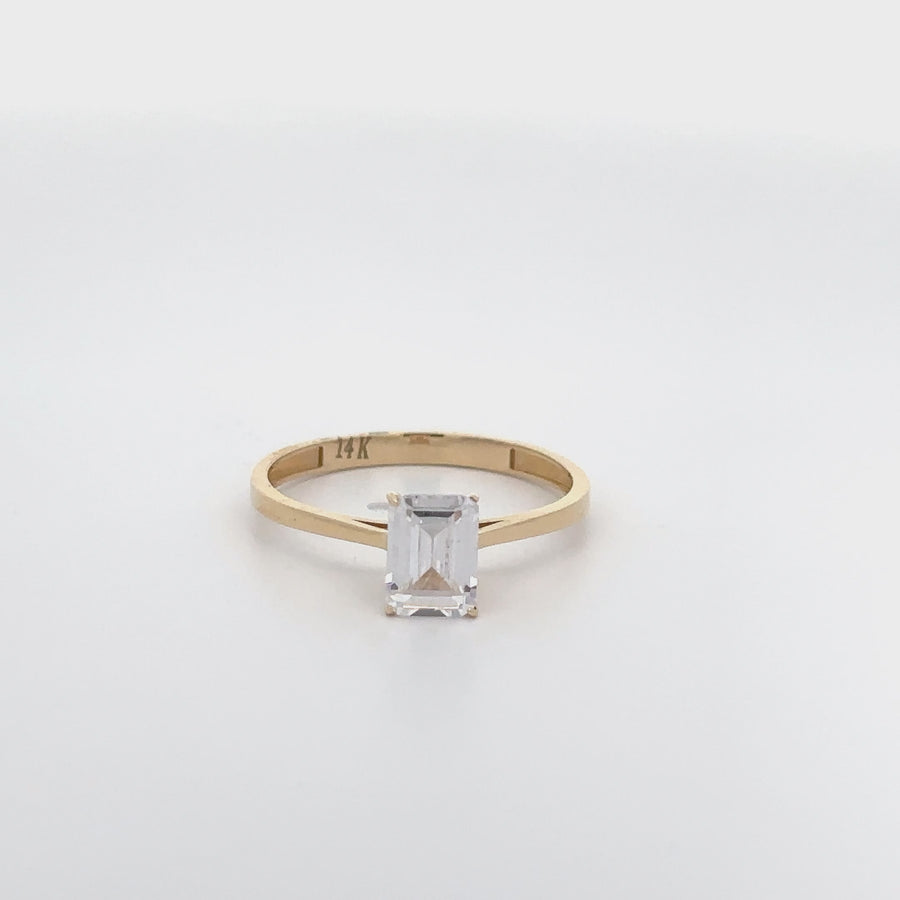 Elegant 14k Gold Solitaire Ring for Women